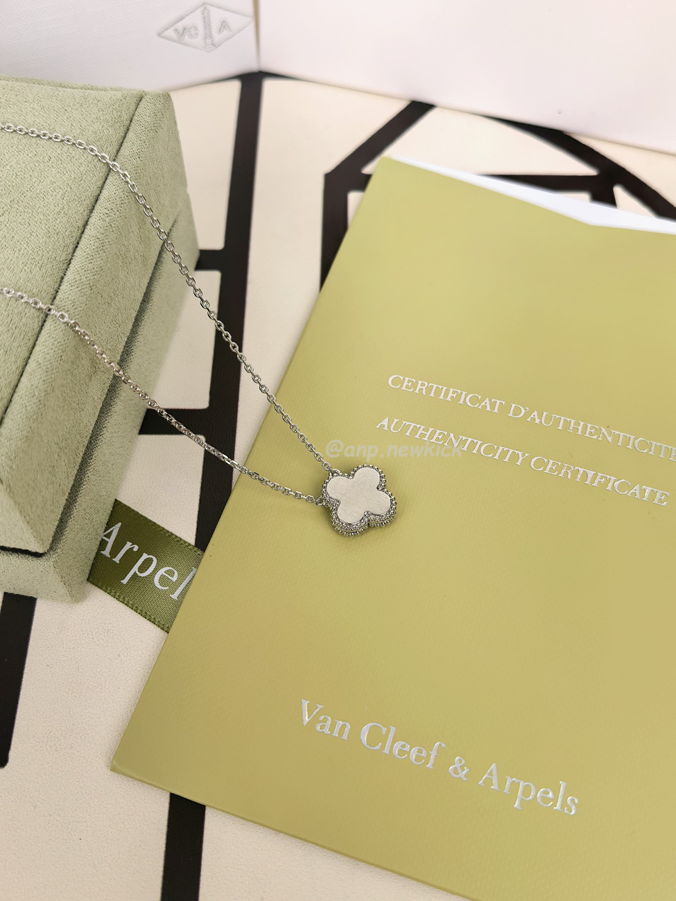 Vintage Alhambra Necklace (5) - www.newkick.vip